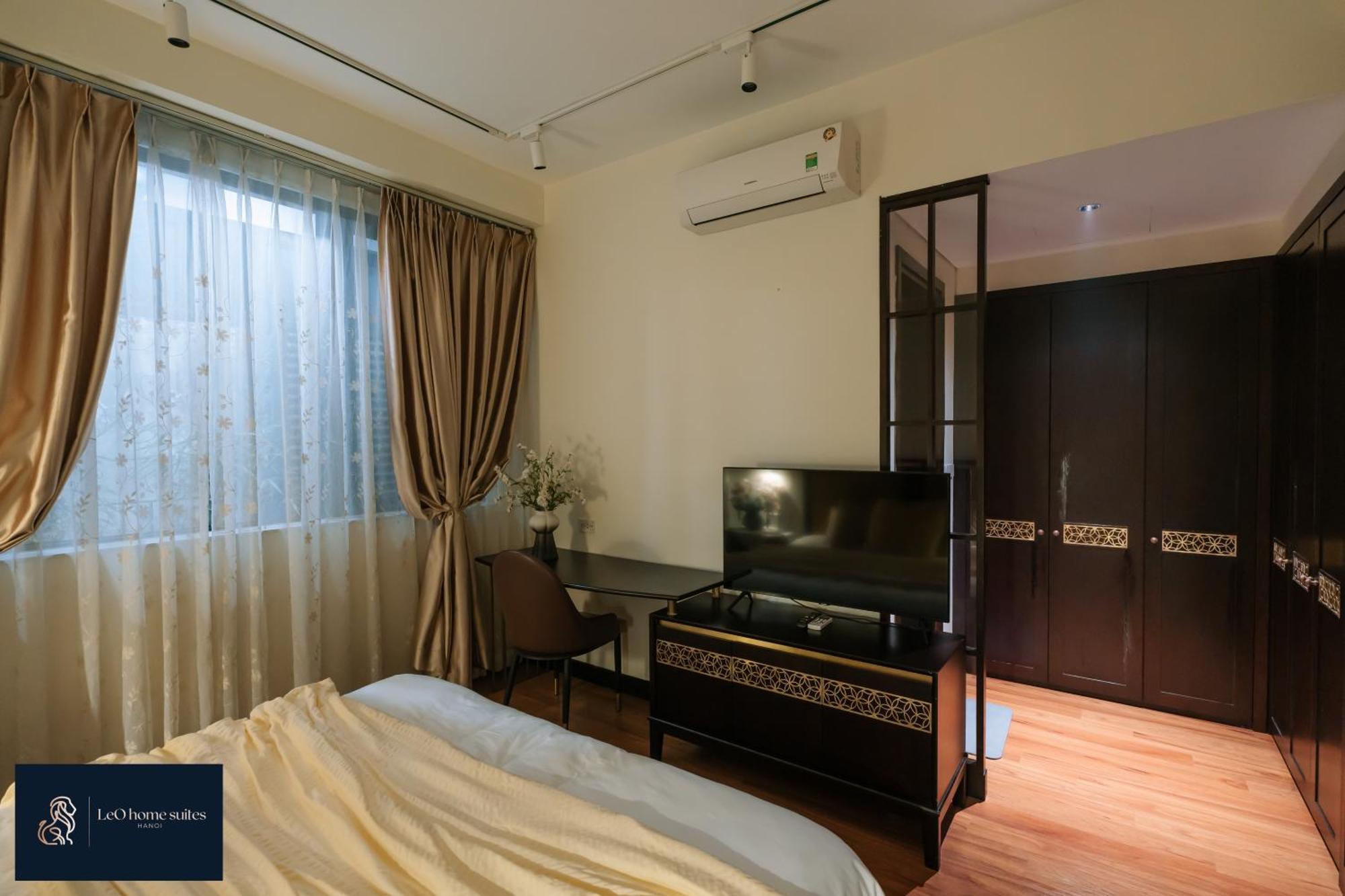 Home Suites -Natural Light -Projector -Spacious - 2Br Incenter ฮานอย ภายนอก รูปภาพ