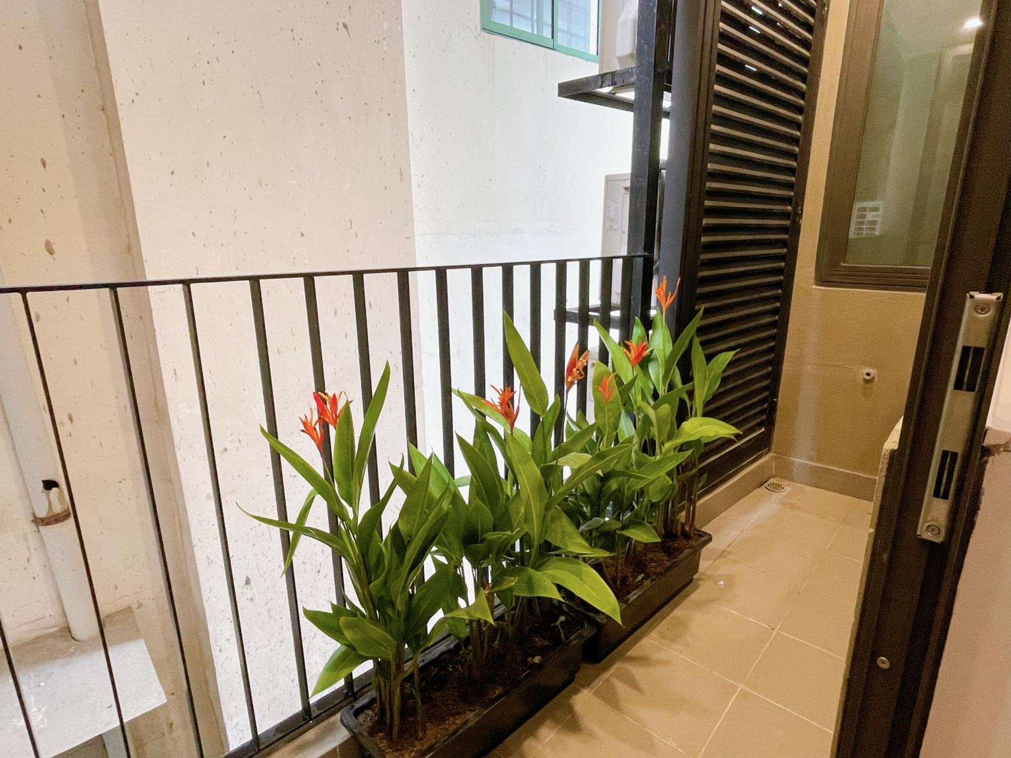 Home Suites -Natural Light -Projector -Spacious - 2Br Incenter ฮานอย ภายนอก รูปภาพ