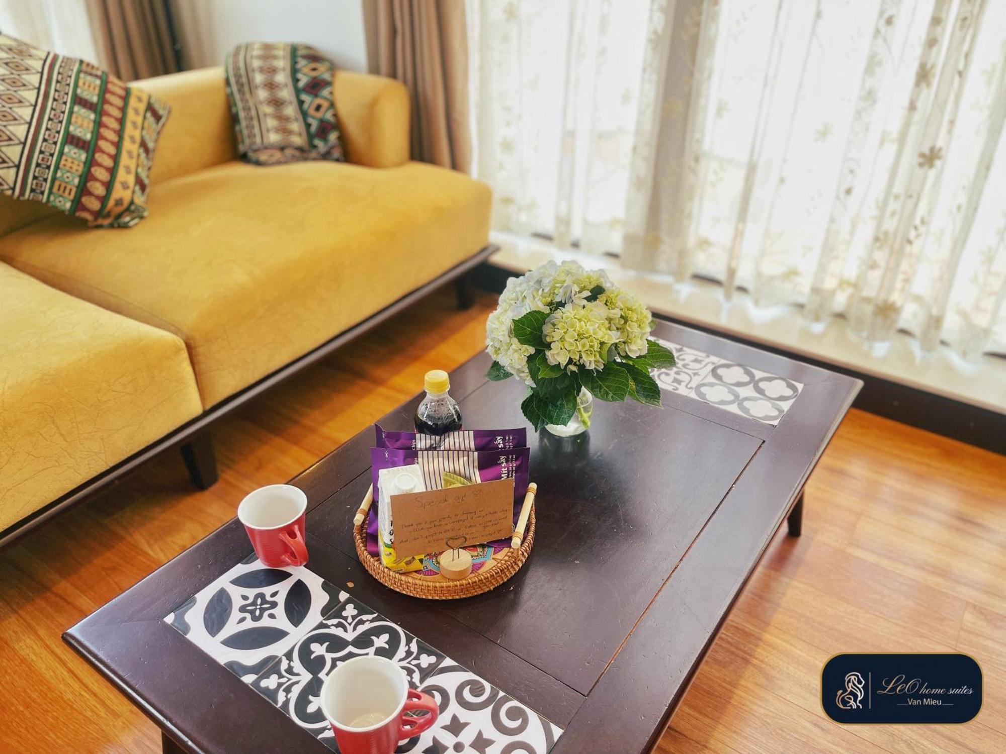 Home Suites -Natural Light -Projector -Spacious - 2Br Incenter ฮานอย ภายนอก รูปภาพ